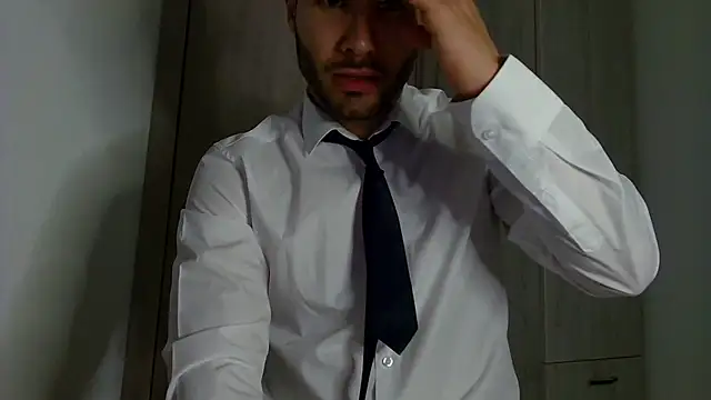 Justynn1 online show from October 30, 10:21 pm