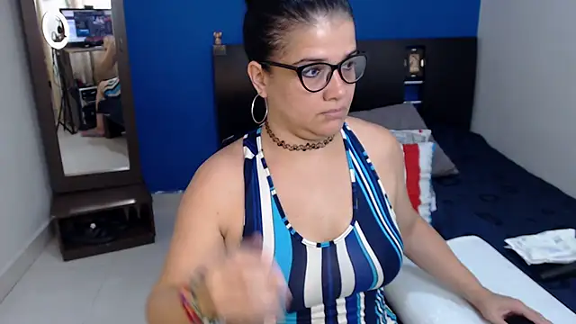GlendaStarx online show from April 30, 9:19 pm