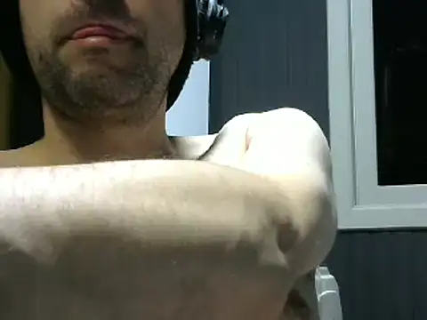 gauchors20 online show from February 21, 2:28 am