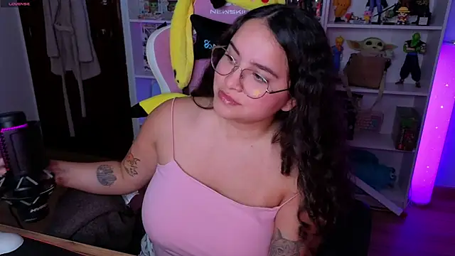 Sweet sully   online show from November 7, 9:09 am