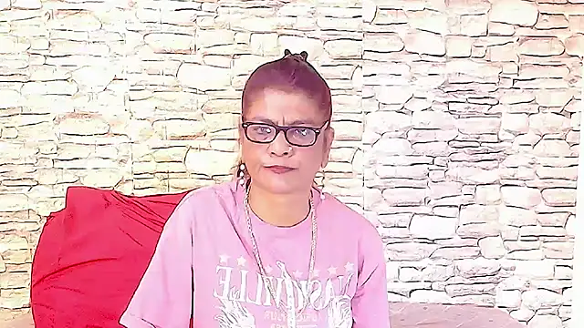 IndianAllure online show from January 12, 5:45 am