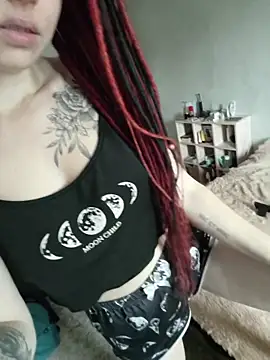 Snapshot of Frost_foxy chatting on November 12, 3:51 am Frost foxy online show from November 12, 3:51 am