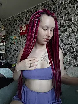 Snapshot of Frost_foxy chatting on June 5, 4:30 am Frost foxy online show from June 5, 4:30 am