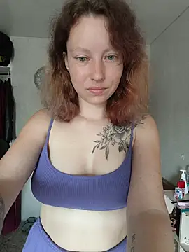 Frost foxy online show from July 15, 3:45 am