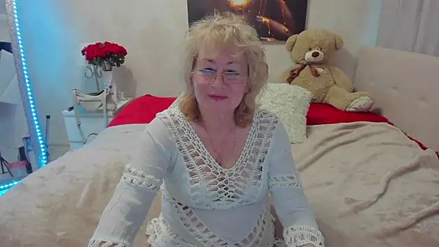 laylaroma online show from November 23, 7:08 am