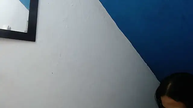 Snapshot of DAELAA chatting on October 20, 10:21 pm DAELAA online show from October 20, 10:21 pm