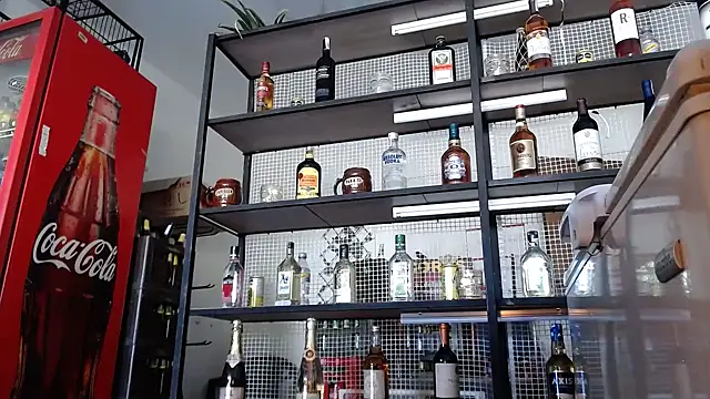 Snapshot of DAELAA chatting on October 26, 8:15 pm DAELAA online show from October 26, 8:15 pm