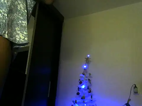 Snapshot of Andy_Stark chatting on December 23, 5:16 am Andy Stark online show from December 23, 5:16 am