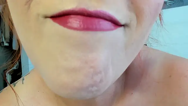 SexyCaitlynHot online show from November 5, 8:09 pm