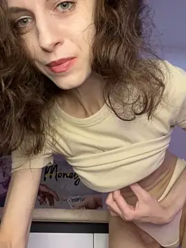 Snapshot of MissAnuta chatting on June 29, 3:57 am MissAnuta online show from June 29, 3:57 am