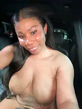 Snapshot of Belle___ chatting on December 8, 3:43 am Belle online show from December 8, 3:43 am