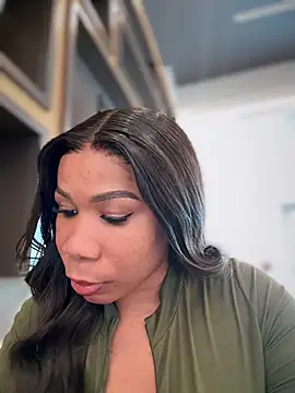 Snapshot of Belle___ chatting on March 8, 5:33 pm Belle online show from March 8, 5:33 pm