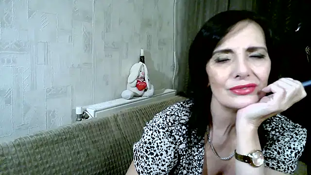 DreamMarianna online show from March 6, 9:55 pm