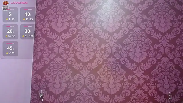 Snapshot of juliana_diaz chatting on June 4, 11:49 am juliana diaz online show from June 4, 11:49 am