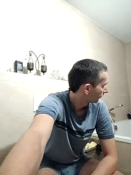 Snapshot of Geiler-boy313 chatting on December 29, 10:36 pm Geiler-boy313 online show from December 29, 10:36 pm