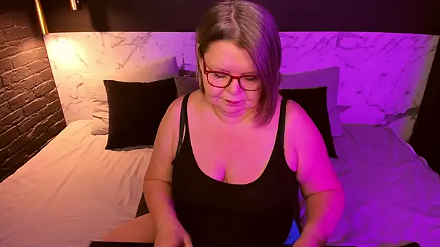 Shannonshine online show from October 30, 5:20 am