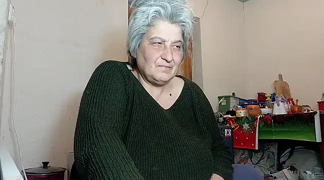 Snapshot of ExquisiteMature chatting on February 9, 11:25 pm ExquisiteMature online show from February 9, 11:25 pm