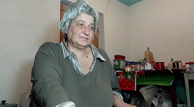 Snapshot of ExquisiteMature chatting on February 11, 9:03 pm ExquisiteMature online show from February 11, 9:03 pm