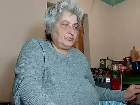 Snapshot of ExquisiteMature chatting on February 14, 5:36 pm ExquisiteMature online show from February 14, 5:36 pm