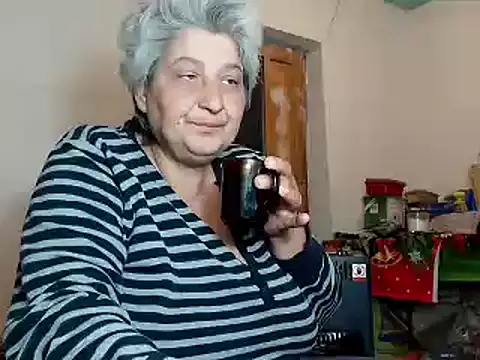 Snapshot of ExquisiteMature chatting on February 16, 2:21 pm ExquisiteMature online show from February 16, 2:21 pm