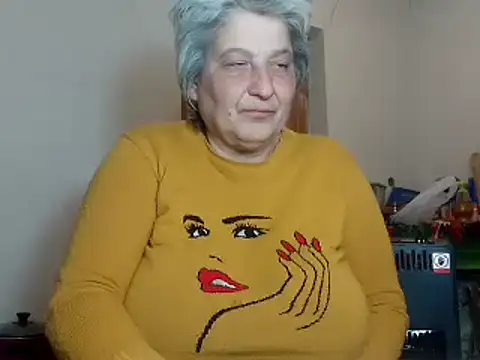 Snapshot of ExquisiteMature chatting on February 24, 12:20 am ExquisiteMature online show from February 24, 12:20 am