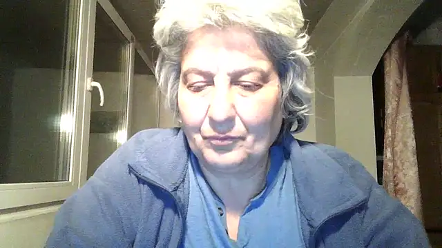 Snapshot of ExquisiteMature chatting on April 3, 10:52 pm ExquisiteMature online show from April 3, 10:52 pm