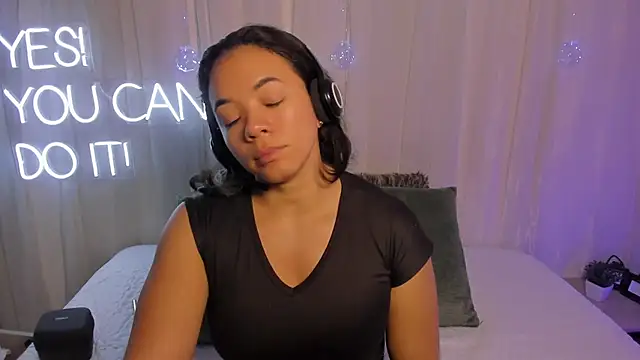 carolgaita online show from February 3, 11:31 am