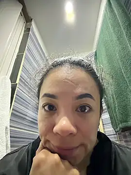 Snapshot of carolgaita chatting on June 10, 10:36 am carolgaita online show from June 10, 10:36 am