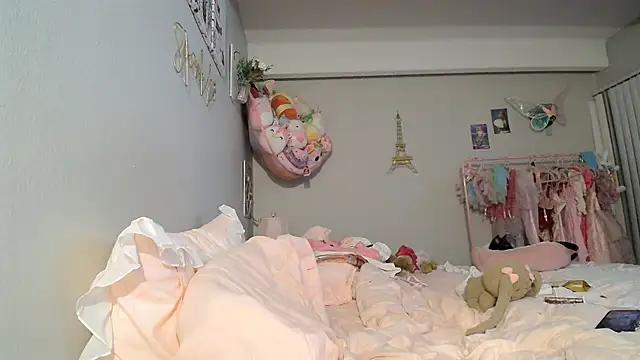 bunnypillow online show from March 13, 5:43 am