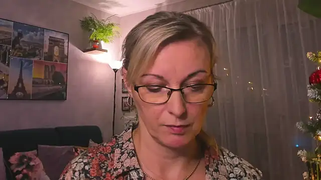 vanessa chat online show from January 9, 8:33 pm