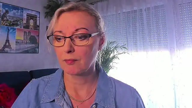 Snapshot of vanessa_chat chatting on June 21, 1:24 pm vanessa chat online show from June 21, 1:24 pm