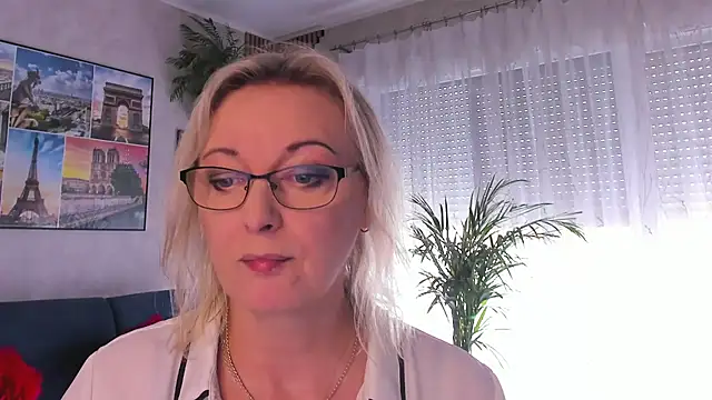 Snapshot of vanessa_chat chatting on July 7, 1:15 pm vanessa chat online show from July 7, 1:15 pm