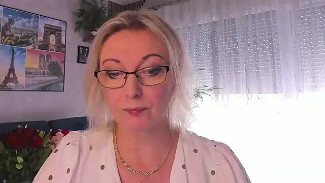 Snapshot of vanessa_chat chatting on July 9, 1:15 pm vanessa chat online show from July 9, 1:15 pm