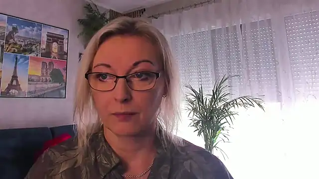 Snapshot of vanessa_chat chatting on July 14, 1:17 pm vanessa chat online show from July 14, 1:17 pm