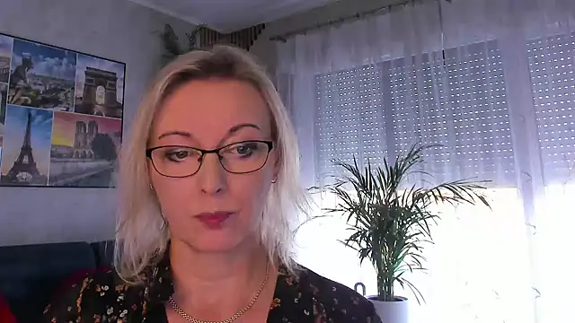 Snapshot of vanessa_chat chatting on July 28, 1:21 pm vanessa chat online show from July 28, 1:21 pm