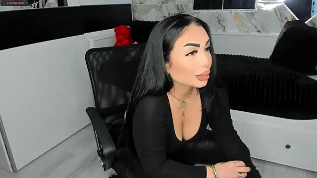 Snapshot of mistress_meryem chatting on March 6, 11:42 pm mistress meryem online show from March 6, 11:42 pm