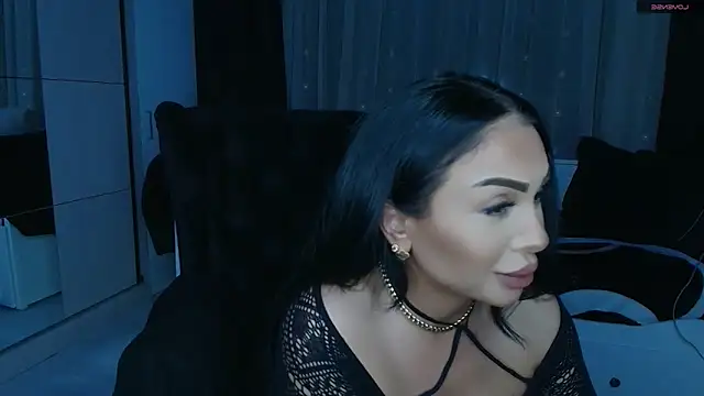 Snapshot of mistress_meryem chatting on April 8, 11:59 pm mistress meryem online show from April 8, 11:59 pm