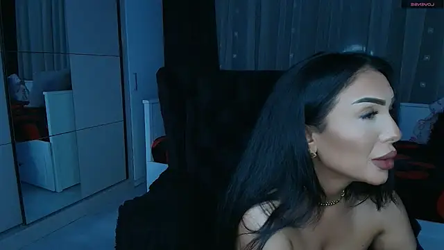 Snapshot of mistress_meryem chatting on April 21, 2:51 am mistress meryem online show from April 21, 2:51 am