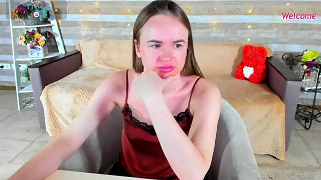 Snapshot of SusanSmit chatting on June 12, 6:51 pm SusanSmit online show from June 12, 6:51 pm