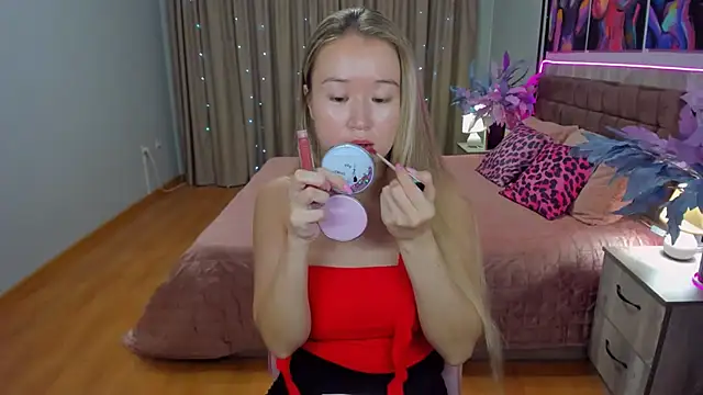 PollyOcean online show from November 9, 10:57 am