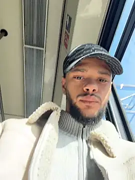 Lionayowe online show from March 8, 10:08 am