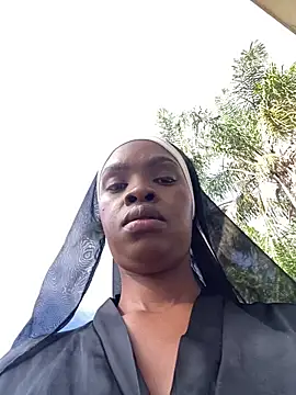 LuciousLips96 online show from June 7, 8:51 am