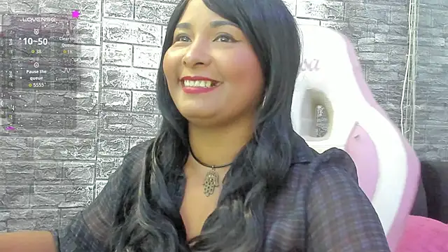 paola ih online show from June 9, 8:53 pm