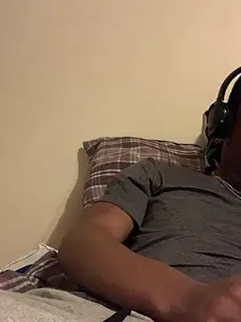 Snapshot of Tristris100 chatting on January 29, 4:47 am Tristris100 online show from January 29, 4:47 am