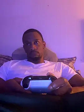 Snapshot of Tristris100 chatting on October 13, 2:00 am Tristris100 online show from October 13, 2:00 am