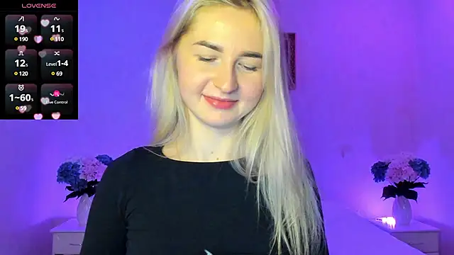 AnnaCarrera online show from December 12, 11:36 pm