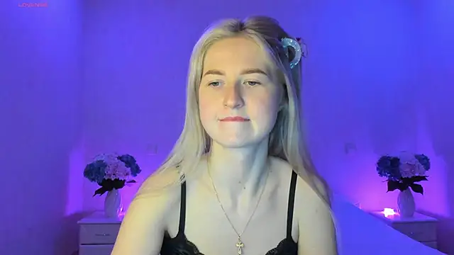 AnnaCarrera online show from March 18, 9:32 pm