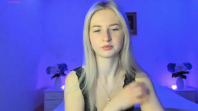 AnnaCarrera online show from March 21, 9:12 pm