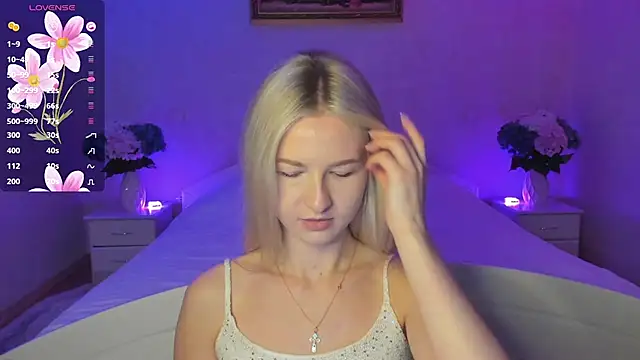 AnnaCarrera online show from October 29, 10:00 pm