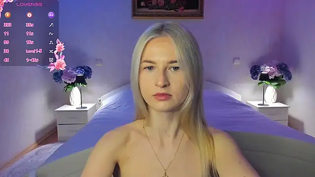 Snapshot of AnnaCarrera chatting on April 21, 8:34 pm AnnaCarrera online show from April 21, 8:34 pm